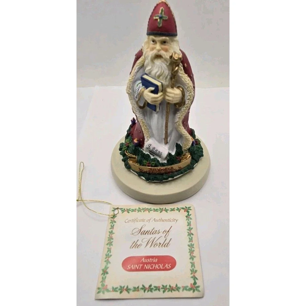 Ellies Kitchen Santa's of the World Set of 4 Sweden, Austria, Italy & USA No Box